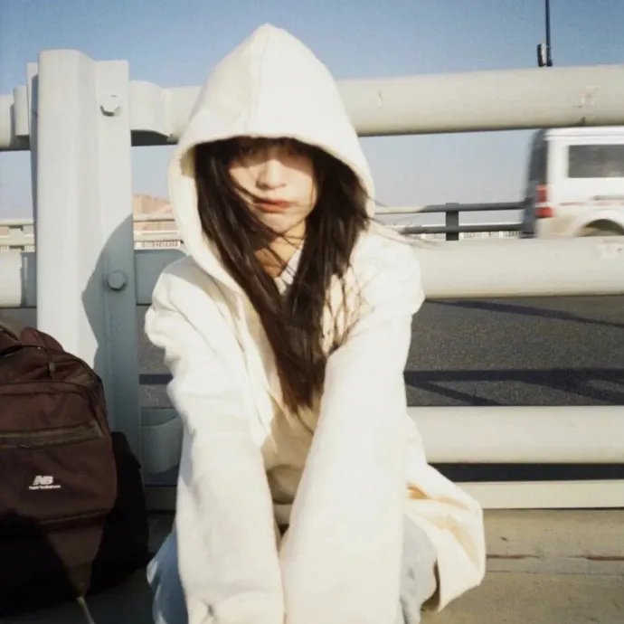不羁的美女